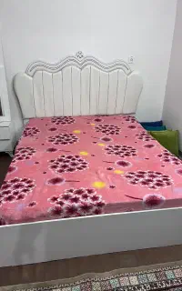 تخت دونفره