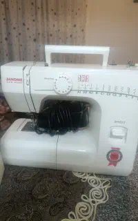 چرخ خیاطی ژانومه