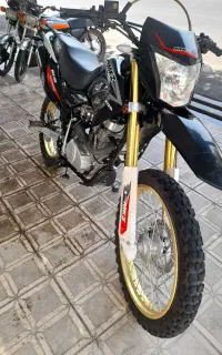 تریل ساوین ۲۰۰موتور حدصفر کارکرد کم