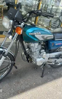 موتورهندا1400مدارک بیمه دار150استارتی درحدنو