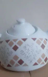 قوری دونه ۳۲۰ جنس چینی خوشرنگ