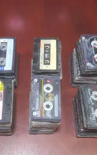نوار کاست قدیمی و DVD
