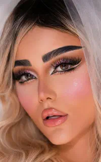 آموزش تخصصی کلیه ی لاین های زیبایی