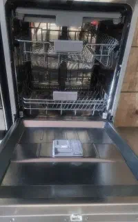 ظرفشویی سامسونگ ۱۴ نفره  درحد نو
