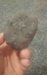 فروش .سنگ درخشان .یاشهاب سنگ