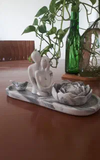 جا عودی سِت ۴ تیکه به همراهِ سینی و مجسمه آغوش