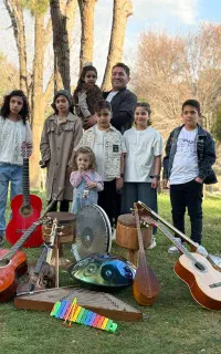 آموزشگاه موسیقی هورا  کوهدشت    آموزش  تمامی سازها