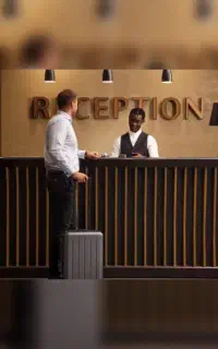 استخدام و آموزش پذیرش هتل مدیریت هتل زبان هتلداری