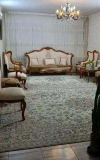 آاپارتمان ۸۰متری تمیز
