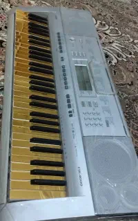 کیبرد ارگ ctk4000    مشخصات ارگ در توضیحات ذکر شده