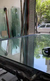 شیشه‌بری سیار ،اندازه‌گیری،برش و نصب