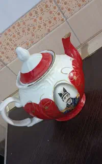 قوری چینی قدیمی