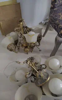 لوستر و ظرف سنتی خیلی پایین