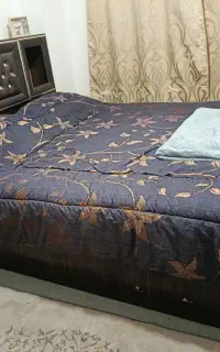 تخت دو نفره همراه تشک طبی