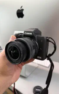 دوربین canon M50