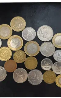 تعدادی سکه کلکسیونی قیمت مناسب