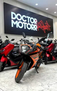 فروشگاه دکتر موتور / KTM / RC 200