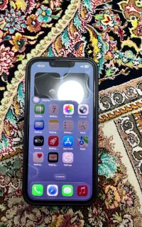 ایفون ۱۳ نرمال پلمپ عوض میکنم با سامسونگ