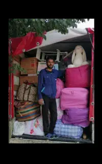 کارگر حمل اثاثیه منزل باماشین در بروجن