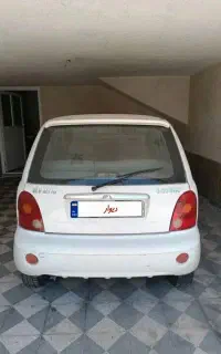 ام وی ام ۱۱۰ سفید