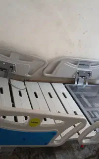 تخت بیمار