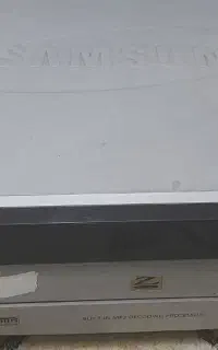 دستگاه پخش سه دیسک
