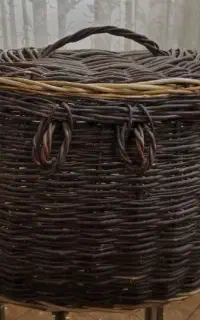 سبد ارغوان بافی