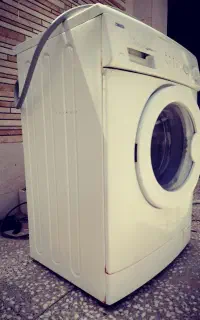 ماشین لباسشویی زانوسی ایتالیا