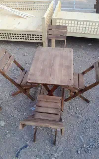 میز و صندلی تاشو برای کافه و رستوران ها