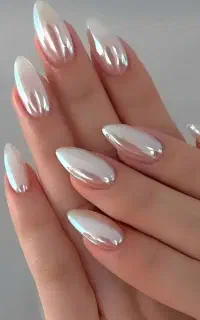 کاشت ناخن با فرم طبیعی