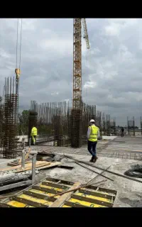 کارگر اجرایی ساختمان