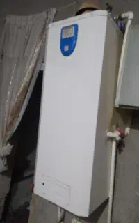 ابگرمکن گازی مخرن دار