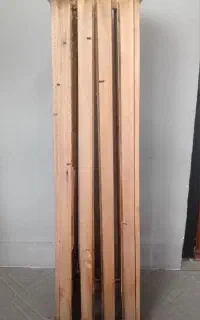 پایه ی چوبی گلدان
