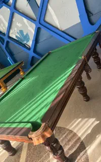 میز ایت بال و اسنوکر با تمام لوازم