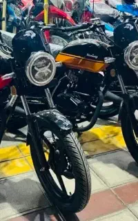 فروش  موتورباکسر۲۰۰ اصل بنللی۱۴۰۵