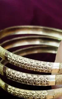 النگو طلا روس