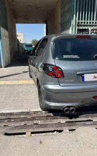 206