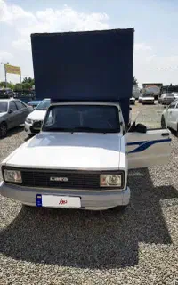 مزدا کارا 2000تک کابین