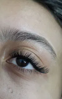 اکستنشن مژه با بهترین متریال