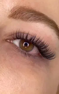 اموزش و خدمات اکستنشن مژه و لیفت