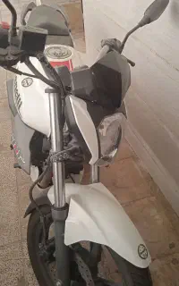 بنلی ۱۵۰ ، سفید ،