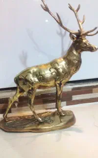 مجسمه های برنزی و برنجی
