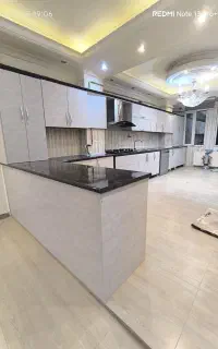 نصاب برچسب کابینت ( خدمات نصب دکوراسیون داخلی)