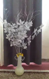 گل و گلدان با هم ۶۰۰ تومن
