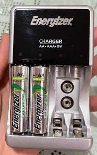 شارژر باتری قلمی ۴ عددی Energizer
