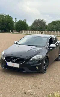 ولوو  V40 R design 2014