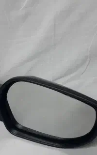 آینه کوئیک و ساینا آکبند