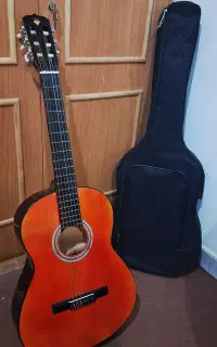 گیتار دیاموند در حد نو