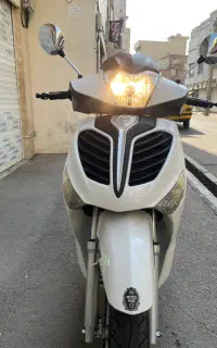 اسکوتر بنلی کافه نرو