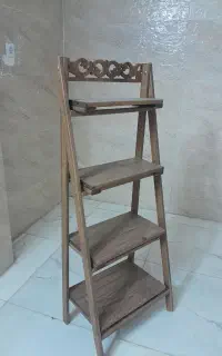 استند چوبی